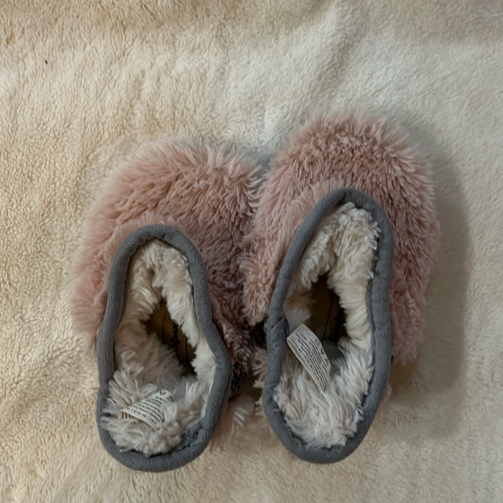 Dearfoams toddler slipppers